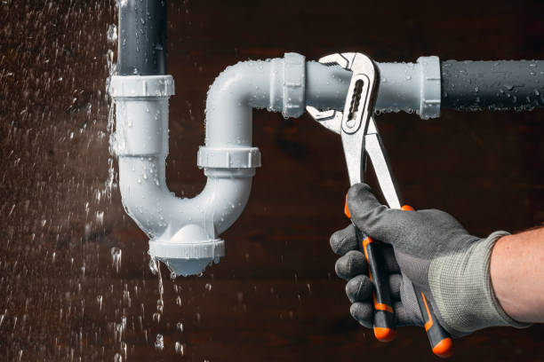 Professional Burst Pipe Repair technician working in Mc Coy, VA